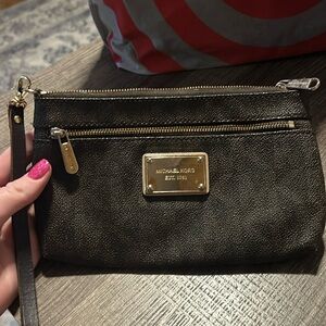 Brown MK wristlet ✨